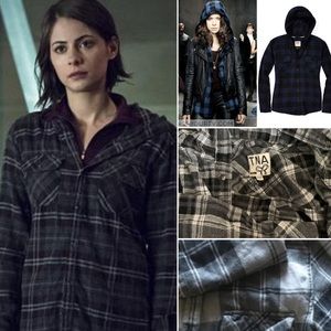 Aritzia TNA | Brewster plaid flannel hooded shirt